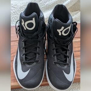 Size 16M - Nike KD Trey 5 IV